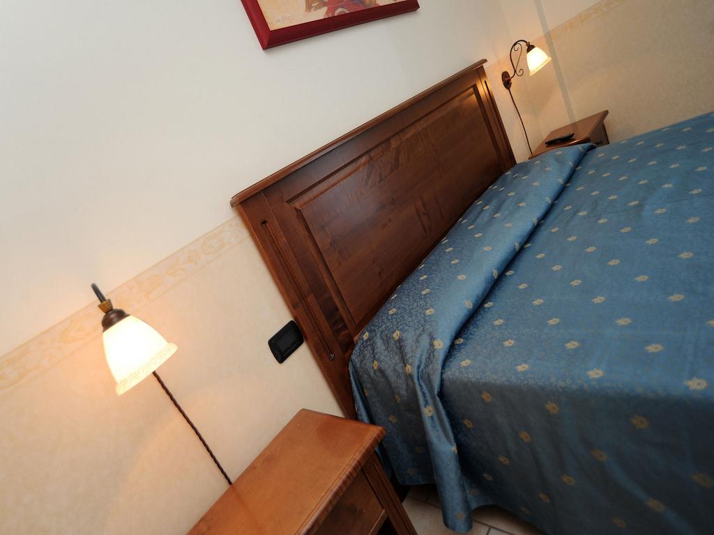 Hotel Il Melograno Mattinata Luaran gambar